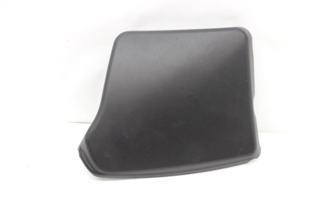 2013 2014 2015 2016 2017 Audi Q5 Tail Light Bulb Trim Cover Right OEM