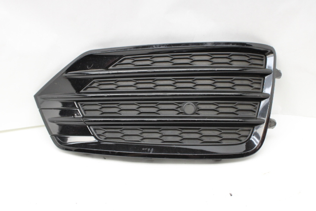 2016 2017 2018 Audi Q3 8U Front Bumper Grille Right - 8U0807152C OEM
