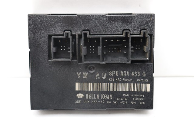 2007 Audi A3 Body Control Module BCM 8P0959433G OEM