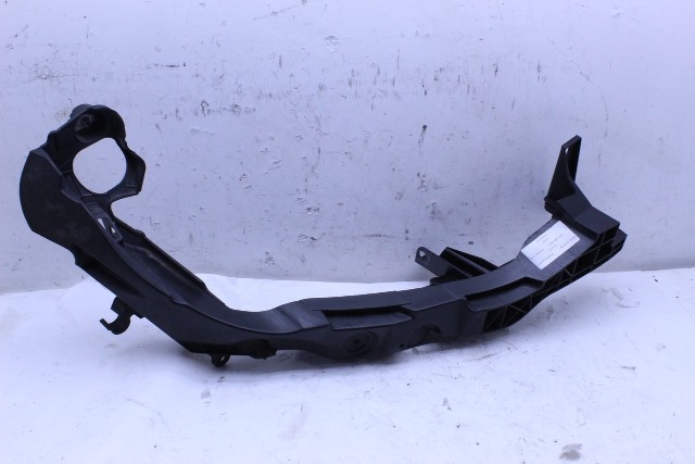 11-13 BMW 328i 335i Cpe/Conv Right Headlight Bracket Arm 51647227926 OEM