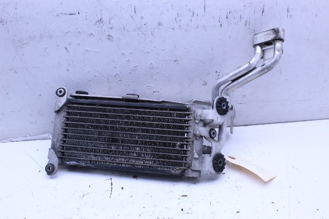 2008 2009 2010 2011 2013 BMW 135i 3.0 Engine Oil Cooler 7564702 OEM