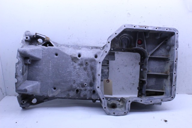1997-2003 MW 540i 740i 840i Upper Engine Oil Pan 11137513374 OEM