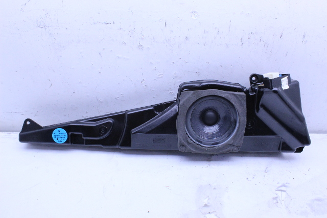 1999-2003 BMW 525i 530i 530i 540i E39 Front Door Speaker Box Left - 65138360781 OEM