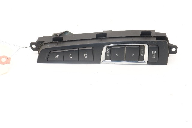 2013 BMW 550xi Center Console Parking PDC Rear Camera Traction Switch OEM