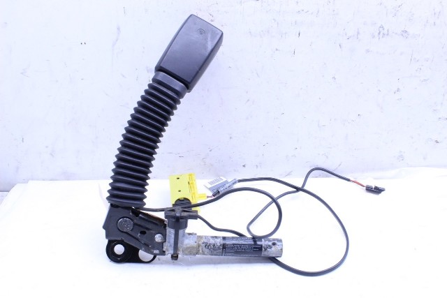 1998-2002 BMW Z3 Left Seat Belt Buckle 72118413887 OEM