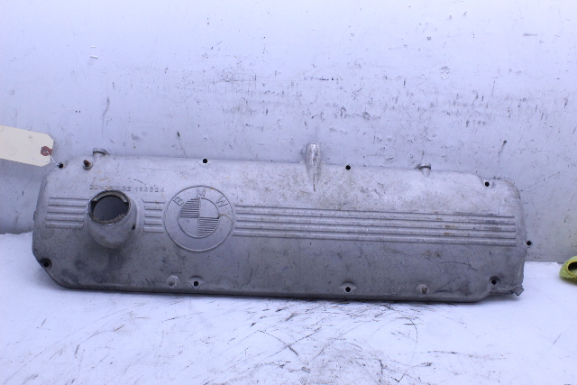 1979 1980 1981 1982 BMW 633csi 635csi Engine Motor Valve Cover OEM