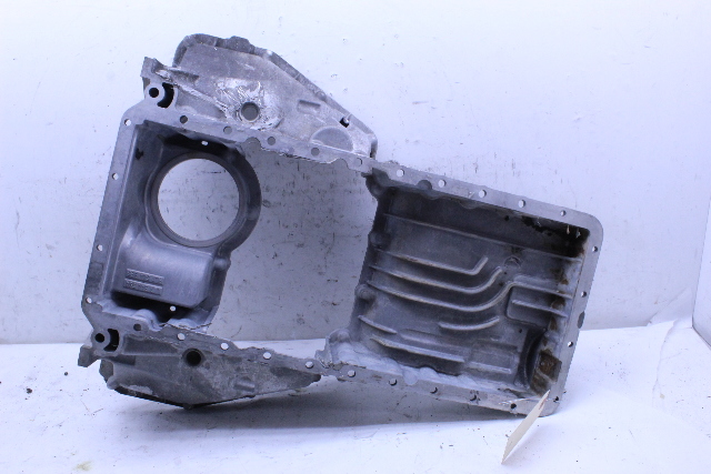 2004 2005 2006 2007 2008 2009 2010 BMW 545i 645i 745i 550i 650i 750i Upper Oil Pan OEM