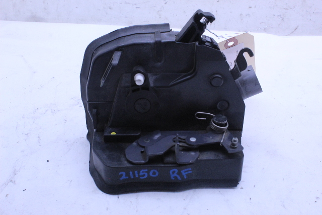 2001 2002 2003 2004-2006 BMW X5 Front Door Lock Latch Right OEM