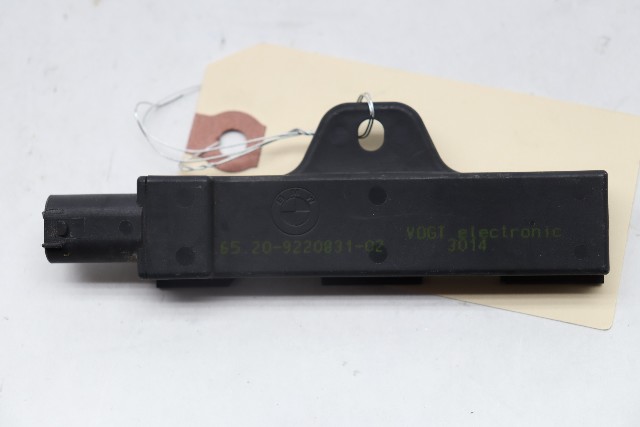 2013 BMW M6 F12 Convenience Access Antenna Module 9220831 OEM