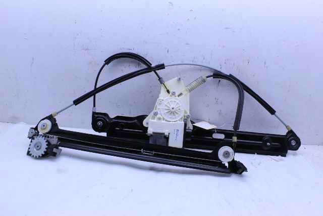 2010-2017 BMW 535Xi GT Front Door Window Regulator Right - 51337197920 OEM