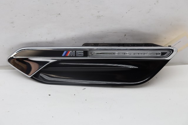 2012-2019 BMW M6 Front Fender Side Marker Light Lamp Left Driver 8050519 OEM