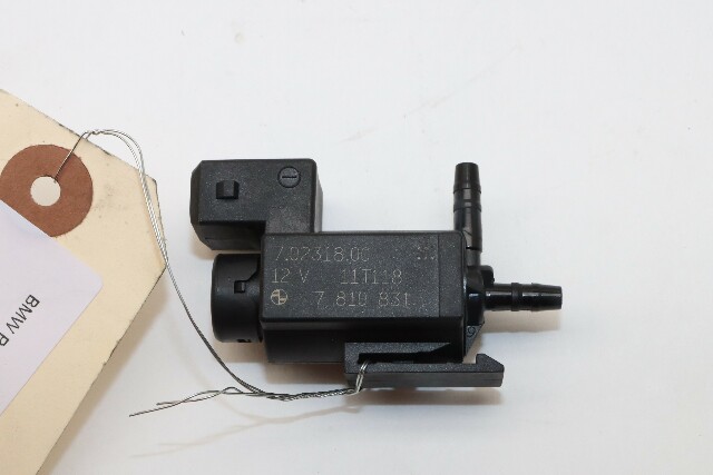 BMW 128i 135i 335D 545I M5 M6 X1 X3 X5 Vacuum Control Valve - 11747810831 OEM