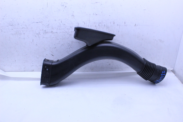 2009 2010 2011 2012 BMW 750i Air Intake Duct Tube Pipe Channel Right OEM
