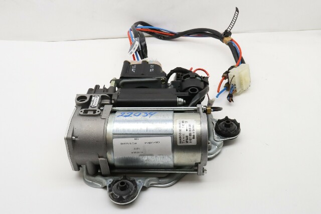 2000-2006 BMW X5 Suspension Air Compressor Pump - 37226787617 OEM