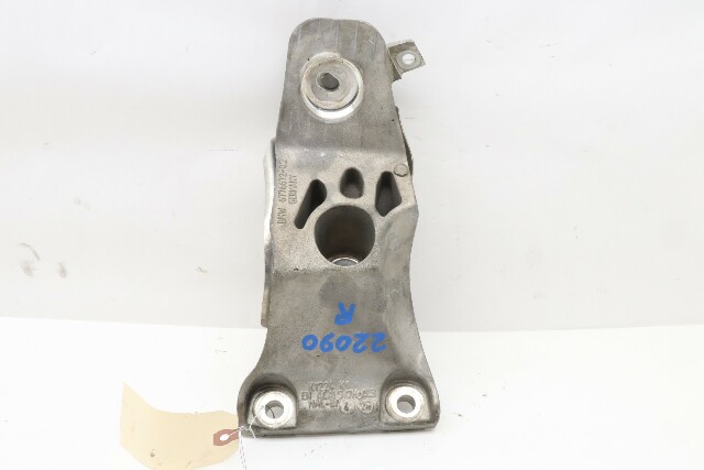2008 2009 2010 BMW 535i N54 Engine Motor Mount Bracket Right OEM