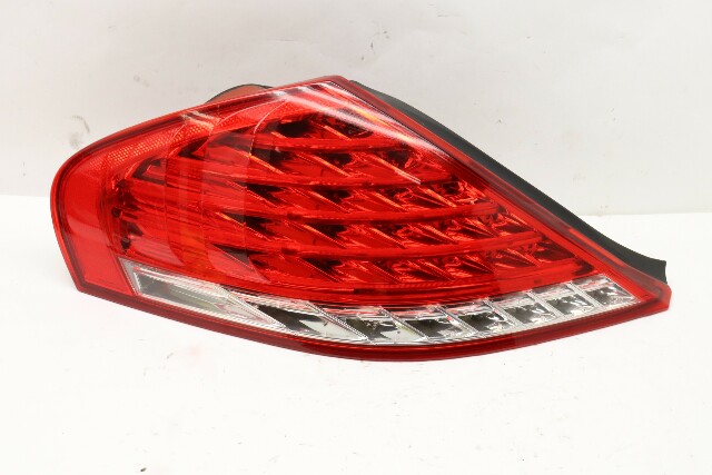 2008 2009 2010 BMW 650i E63 M6 E64 Tail Light Lamp Left LCI Broken Tab OEM