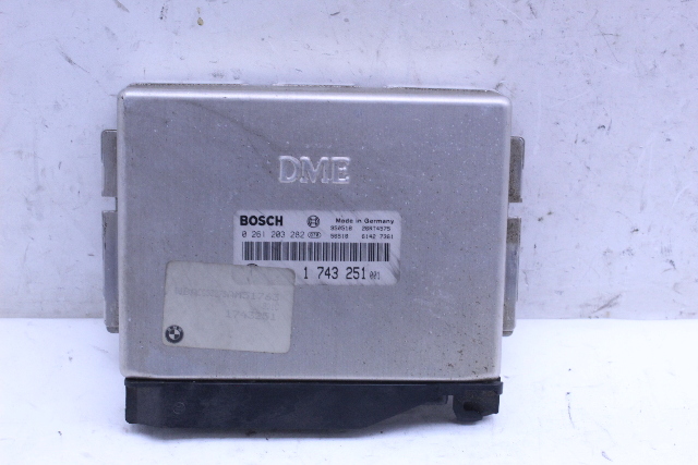 1995 BMW 318ti E36 Engine Computer Module ECU ECM DME OEM