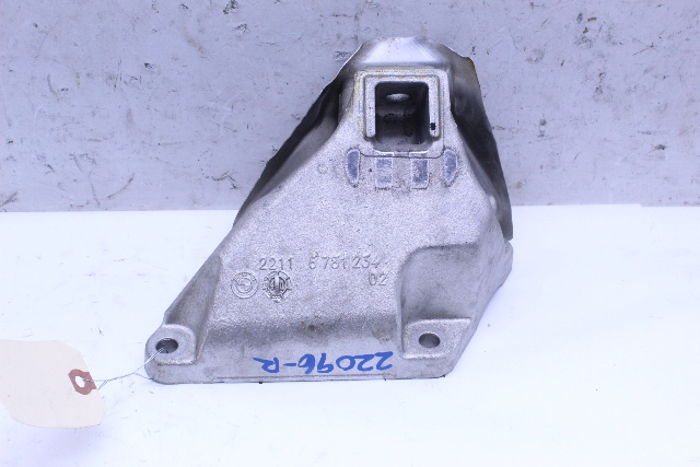 2012 2013 2014 2015 2016 BMW 528i N20 Engine Motor Mount Bracket Right OEM