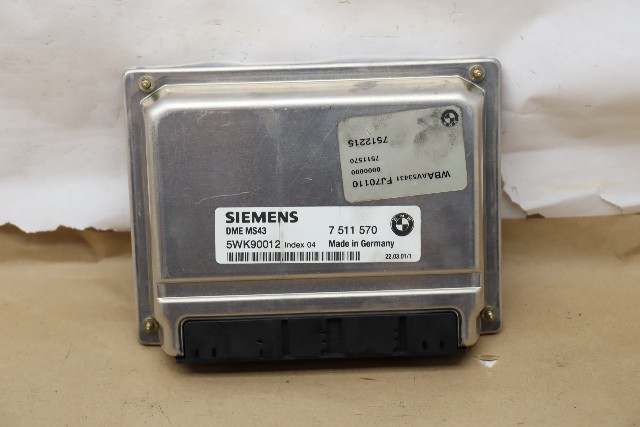 2001-2003 BMW 330i E46 M54 Engine Computer Module ECU ECM DME OEM