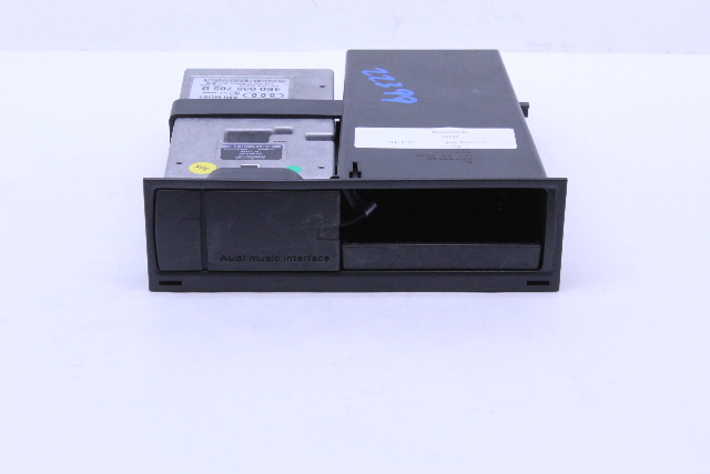 2008 Audi A6 C6 AMI Aux Music Interface Module OEM