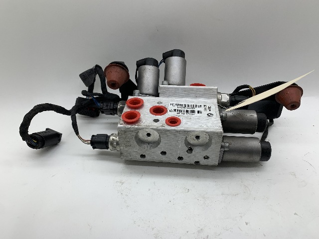 2002-2008 BMW 745i 750i 760i Dynamic Drive Valve Block OEM