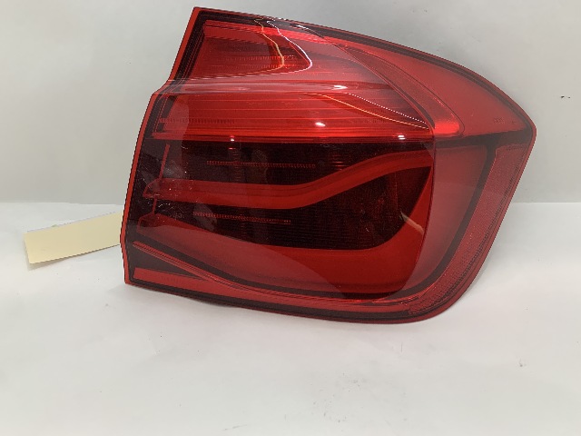 2016-2018 BMW 320i 328i 330i 340i M3 Tail Light Right OEM