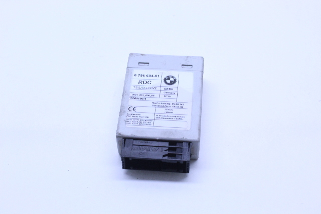 2011 BMW 535i TPMS Tire Pressure Control Module - 36106796604 OEM