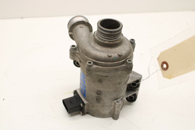 2013-2018 BMW 320i Electric Auxiliary Water Pump 11517597715 OEM