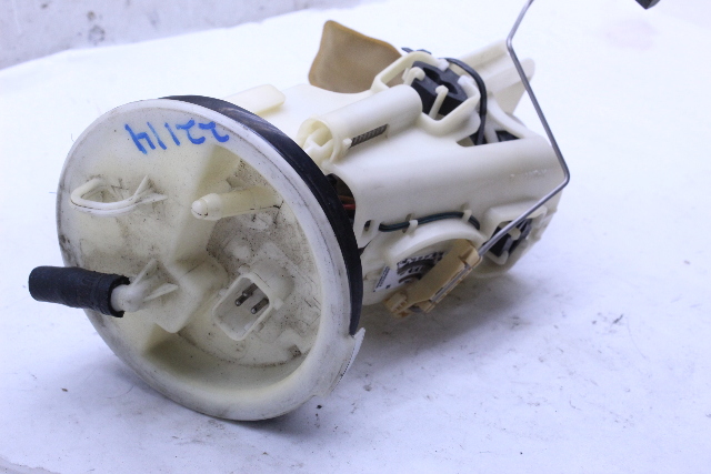 2006 BMW 325ci Fuel Pump OEM
