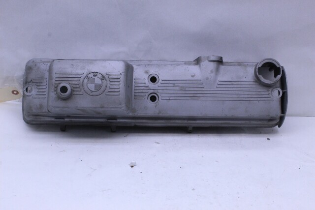 1985 1986 BMW 524TD E28 Valve Cover OEM