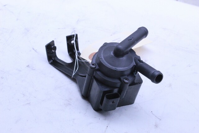 2009 2010 2012 BMW 750i Electric Auxiliary Coolant Water Pump - 11515A36581 OEM