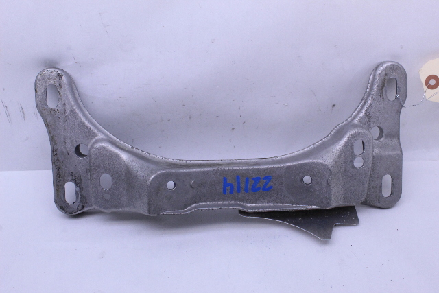 2006 BMW 325ci Transmission Mount Support Bracket Crossmember OEM