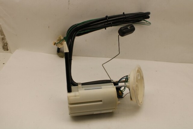 2005 2006 BMW 525i 528i 530i 550i Fuel Pump OEM