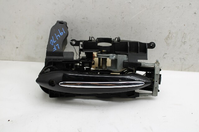 2009 2010 2011 2012 2013 2014 BMW 750I Exterior Door Handle Carrier Left - 1718722511 OEM