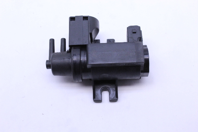 2011 BMW 535i Vacuum Pressure Converter Valve - 11747626351 OEM