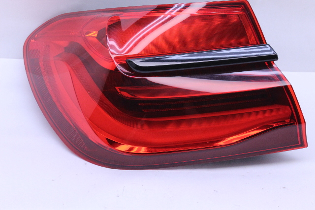 2016-2019 BMW 740i 750i 760i Tail Light Lamp Left OEM