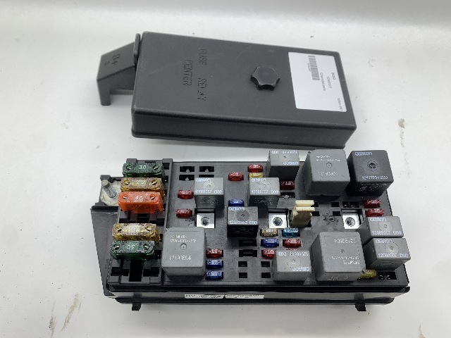 1998 Chevrolet Corvette C5 Engine Relay Fuse Box Under Hood OEM