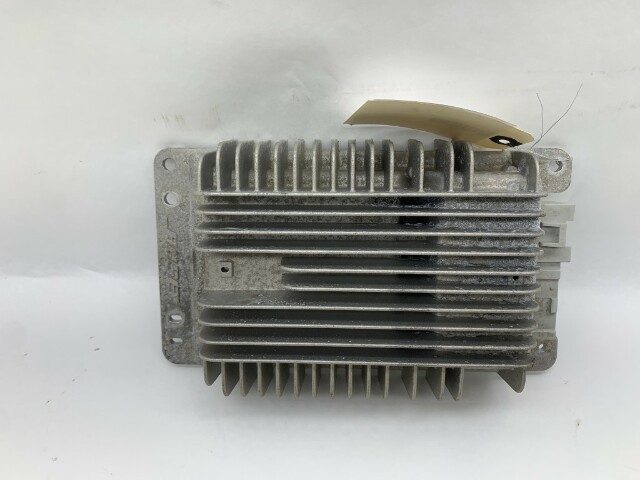 2003-2006 GMC Sierra 3500 Amplifier Amp Bose-15267751 OEM