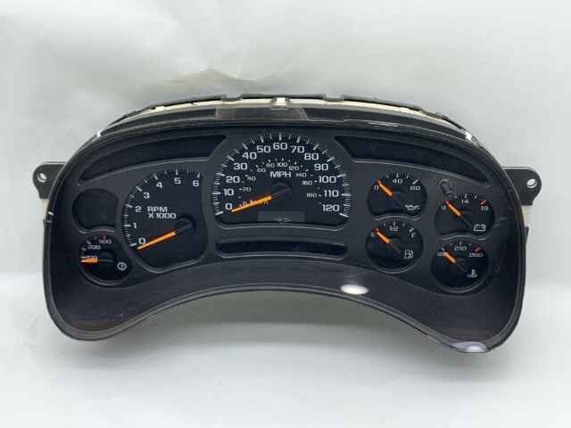 2003-2005 Chevrolet Silverado Speedometer Instrument Cluster OEM