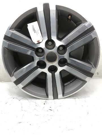 2013 2014 Chevrolet Traverse Wheel 18 X 7.5 Rim OEM