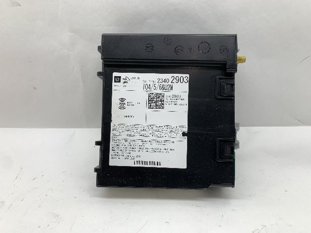 2016-2018 Escalade Suburban Tahoe Radio Tuner Receiver 84293226 OEM Used