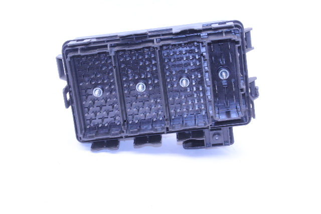 2006 Chevrolet Corvette C6 Engine Fuse Relay Box OEM