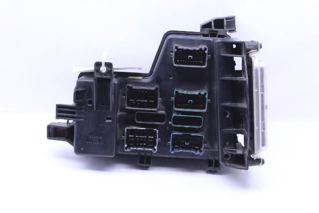 2003 Dodge Ram 2500 Integrated Power Module TIPM Fuse Box OEM