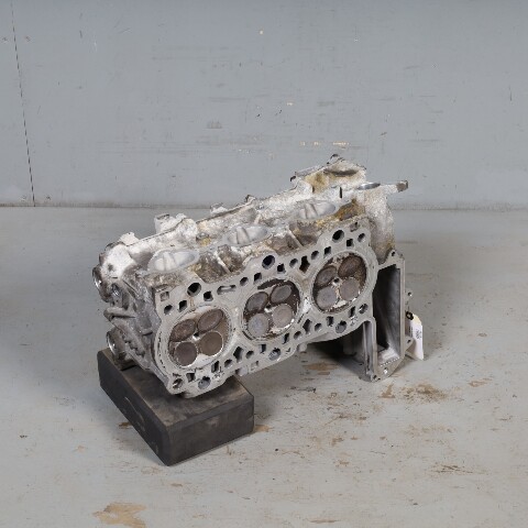 2002-2006 Porsche 911 3.6 Left Cylinder Head 99610490900 OEM