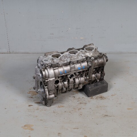 2002-2006 Porsche 911 3.6 Right Cylinder Head 99610491200 OEM