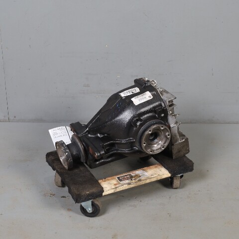 2004-2007 BMW 545i 550i Rear Axle Differential OEM 33107539902 NOTE