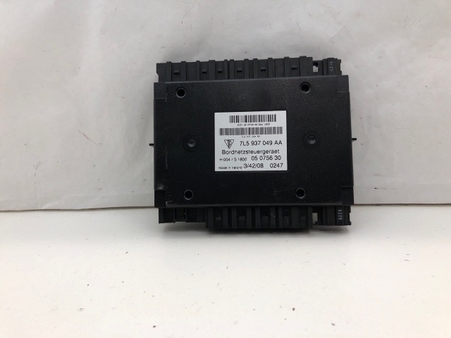 2008-2010 Porsche Cayenne 957 Body Control Module BCM 7L5937049AA OEM
