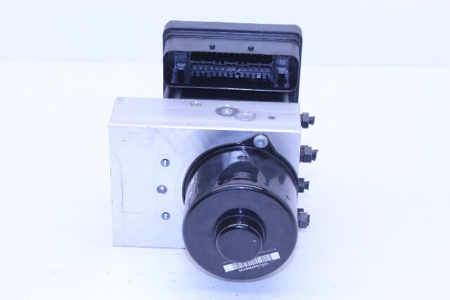 2004 Porsche Cayenne ABS Anti Lock Brake Pump OEM