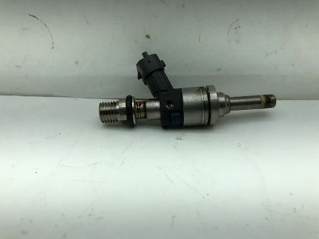 2010-2013 Porsche Panamera Cayenne Fuel Injector 4.8 OEM