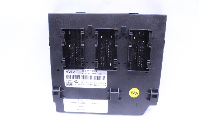 2011 Volkswagen Golf GTI Body Control Module BCM 1K0937086L OEM